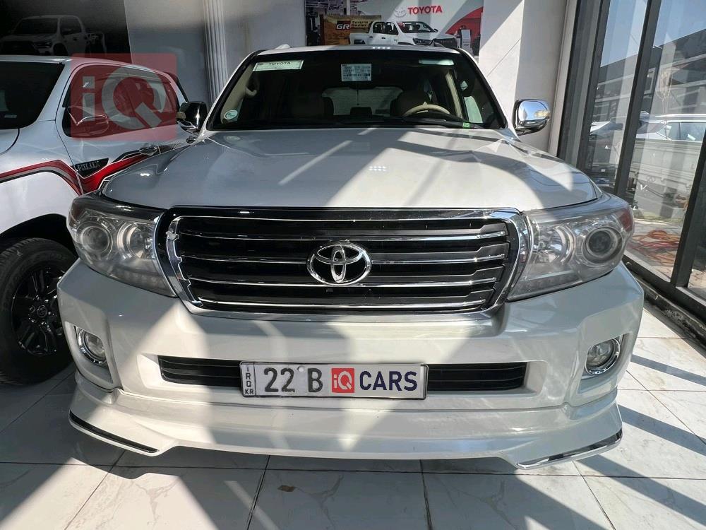 تويوتا لاندكروزر